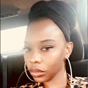 Meet your Posher, Keisha